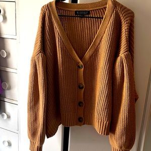 Never worn ELOQUII cropped sweater